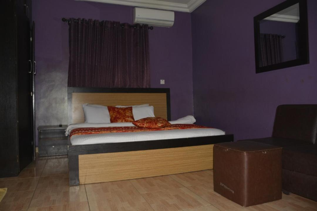 Esporta Suites Yaba Lagos Buitenkant foto
