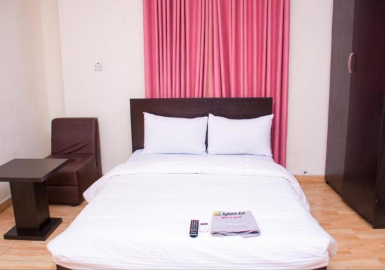Esporta Suites Yaba Lagos Buitenkant foto